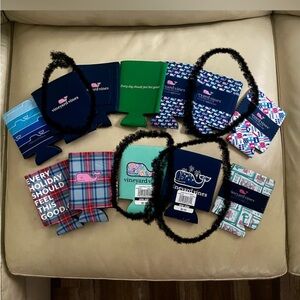 Vineyard Vines Kids' Navy and Multicolor Can Cooler Koozies - Pack
